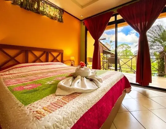 Deluxe Tek Büyük Yataklı Oda, Teras