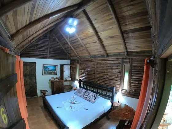 Tek Büyük Yataklı Oda (Bungalow)