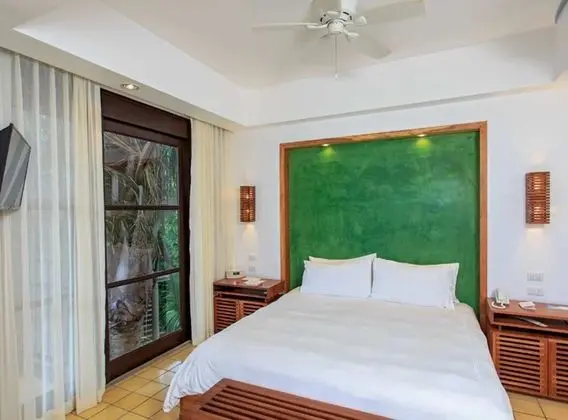 Ocean Breeze Superior Room