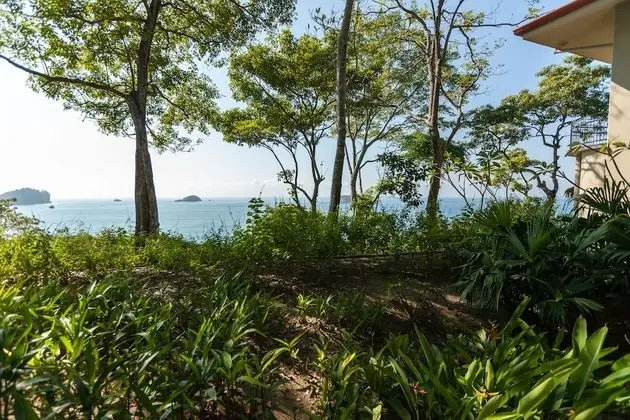 Ocean Breeze Superior Room