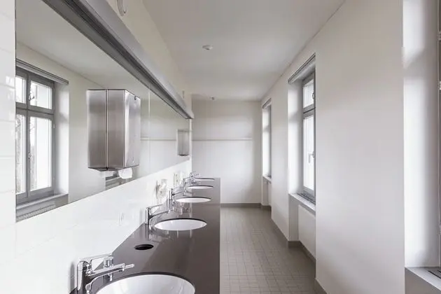 Dört Kişilik Oda, Birden Çok Yatak, Ortak Banyo