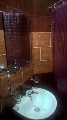 Economy Tek Büyük Yataklı Oda