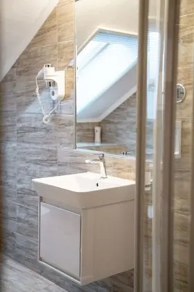 İki Ayrı Yataklı Oda, 2 Tek Kişilik Yatak