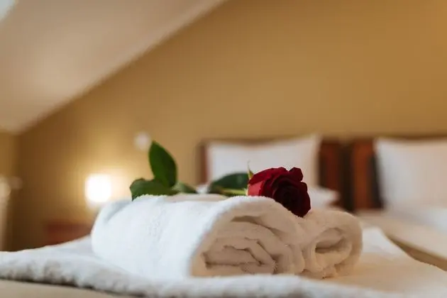 Tek Büyük Yataklı Oda, 1 Büyük (Queen) Boy Yatak