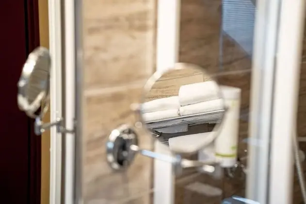 Tek Büyük Yataklı Oda, 1 Büyük (Queen) Boy Yatak