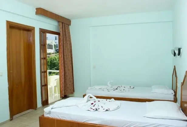 Standard Tek Büyük veya İki Ayrı Yataklı Oda