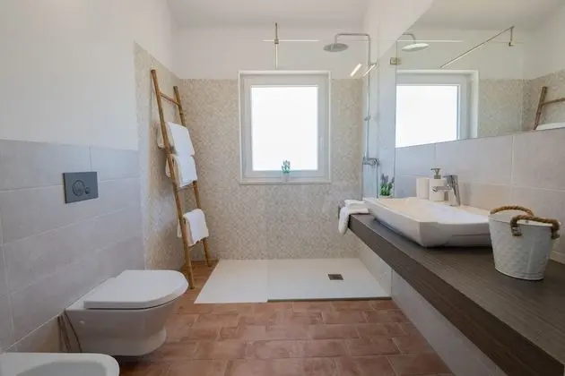 Deluxe Tek Kişilik Oda, 1 Büyük (Queen) Boy Yatak, Havuz Manzaralı