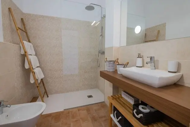 Family Oda, Birden Çok Yatak, Küçük Mutfak, Havuz Manzaralı