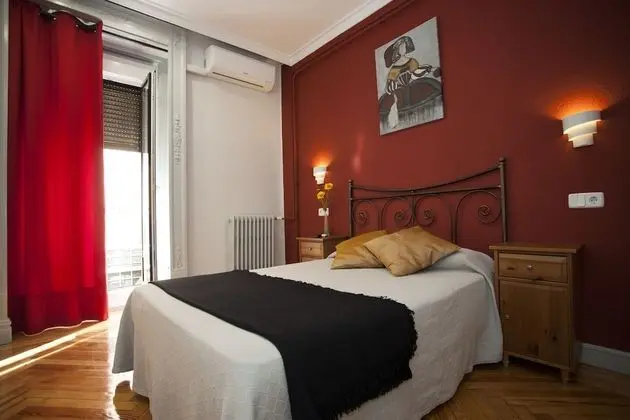 Standard Tek Büyük veya İki Ayrı Yataklı Oda, Şehir Manzaralı