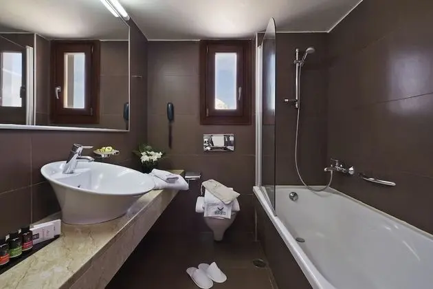 Tek Büyük veya İki Ayrı Yataklı Oda, 1 Yatak Odası, Balkon