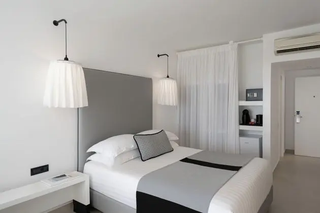 Tek Büyük veya İki Ayrı Yataklı Oda, 1 Yatak Odası, Balkon