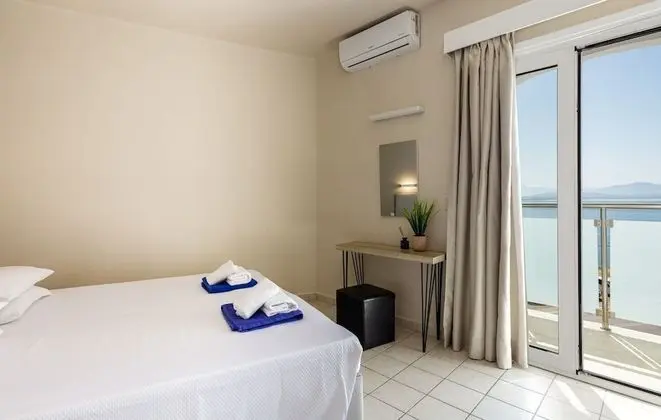 Standard Room with Sea View