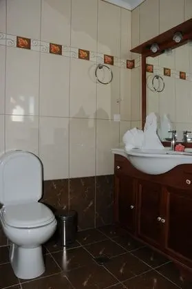 Standard Triple Room with Inland View