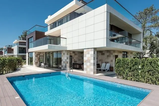 Villa, Birden Çok Yatak Odası, Havuz Kullanımı