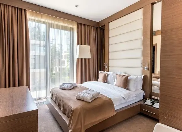 Superior Oda, Bahçe Manzaralı