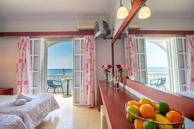 Family Apartment, sea view