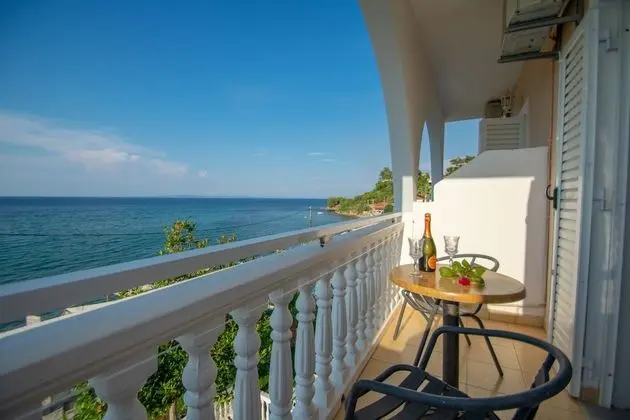 Standard double or Twin studio, sea view