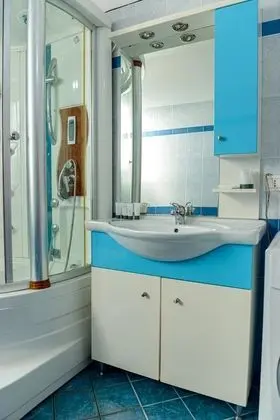Tek Büyük Yataklı Oda, Dağ Manzaralı