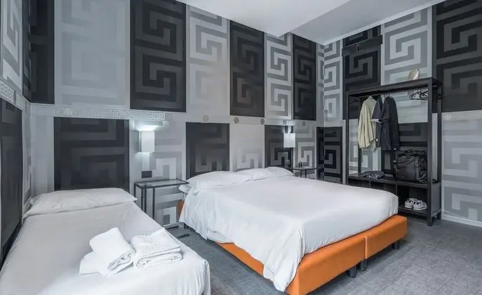 Classic Üç Kişilik Oda