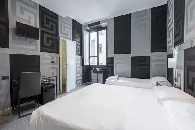 Classic Üç Kişilik Oda