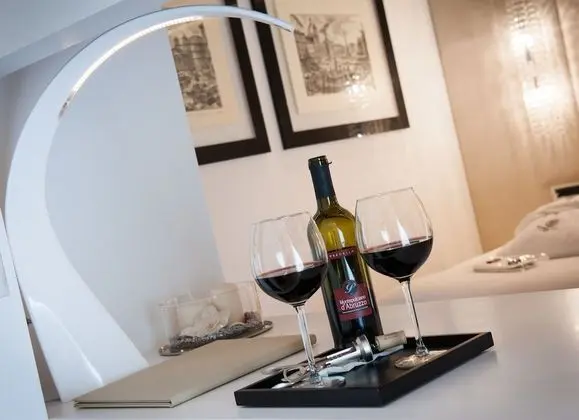 Classic Tek Büyük Yataklı Oda