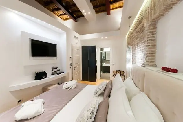 Superior Tek Büyük Yataklı Oda