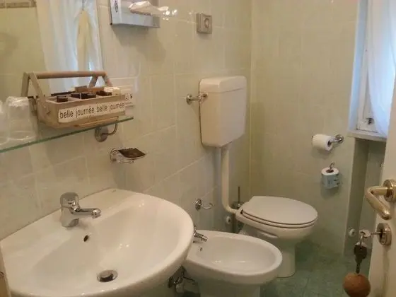 Economy Tek Büyük Yataklı Oda, Özel Banyo