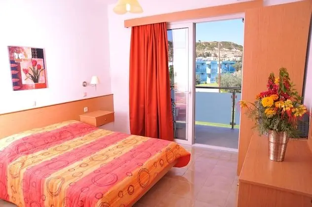 Apart Daire, 1 Yatak Odası, Balkon, Bahçe Manzaralı