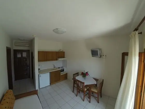 Apart Daire (3 Adults +1 Child)