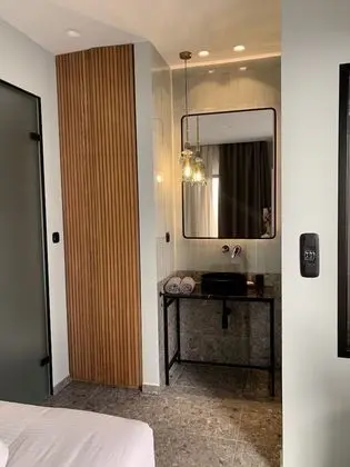 Queen Double Room