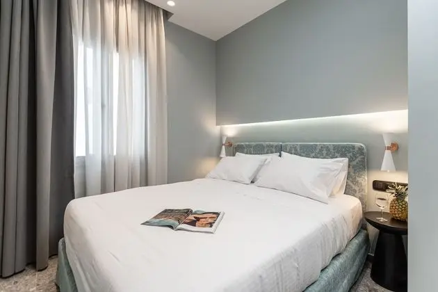 Queen Double Room
