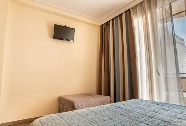 Standard Tek Büyük veya İki Ayrı Yataklı Oda