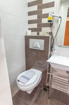 Standard Tek Büyük veya İki Ayrı Yataklı Oda