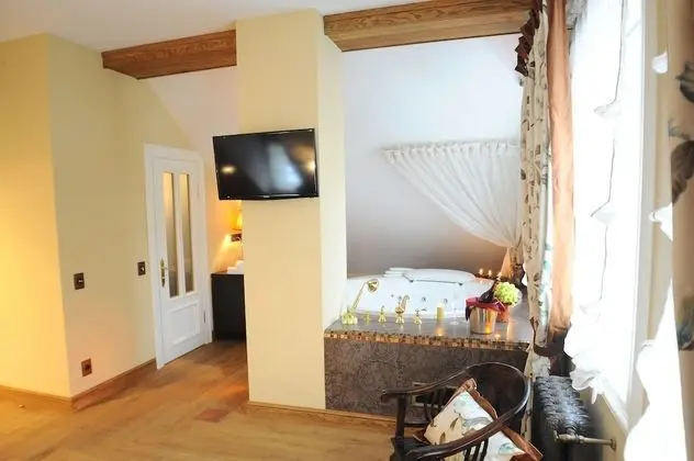 Luxury Süit, Jakuzi, Şehir Manzaralı