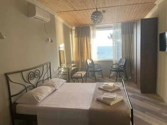 Junior Oda, Deniz Manzaralı