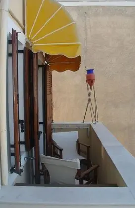 Economy Oda, Balkon