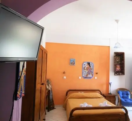 Üç Kişilik Oda, Balkon, Bahçe Manzaralı