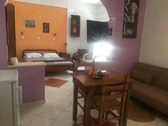 Üç Kişilik Oda, Balkon, Bahçe Manzaralı