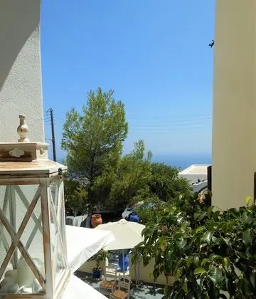 Üç Kişilik Oda, Balkon, Bahçe Manzaralı