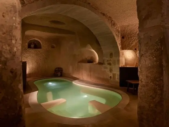Cave Splendid Suite, Isıtmalı Özel Havuzlu