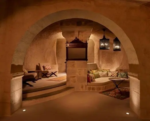 Cave Splendid Suite, Isıtmalı Özel Havuzlu