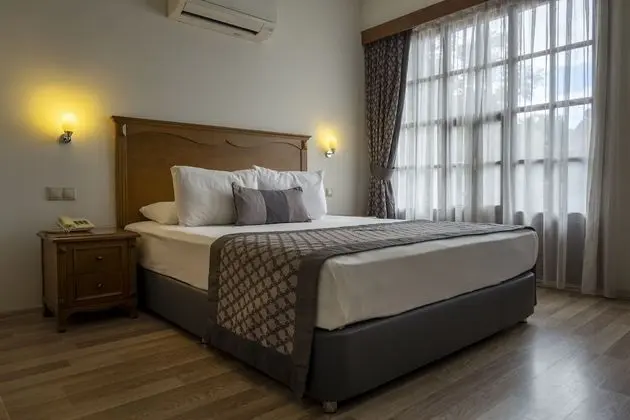 Deluxe Tek Büyük veya İki Ayrı Yataklı Oda, 1 Yatak Odası, Sigara İçilmez, Şehir Manzaralı