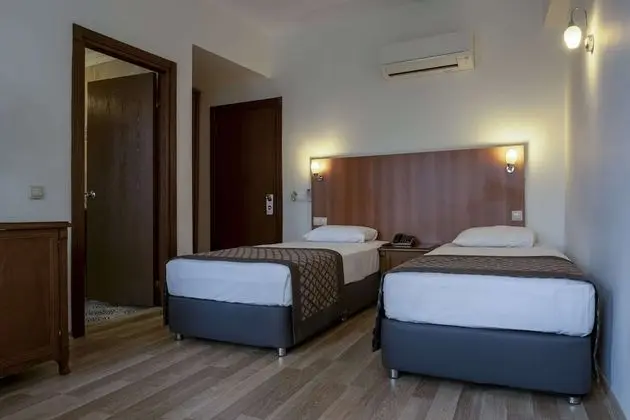 Deluxe Tek Büyük veya İki Ayrı Yataklı Oda, 1 Yatak Odası, Sigara İçilmez, Şehir Manzaralı
