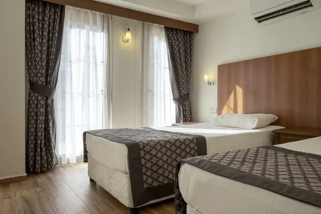Deluxe Tek Büyük veya İki Ayrı Yataklı Oda, 1 Yatak Odası, Sigara İçilmez, Şehir Manzaralı