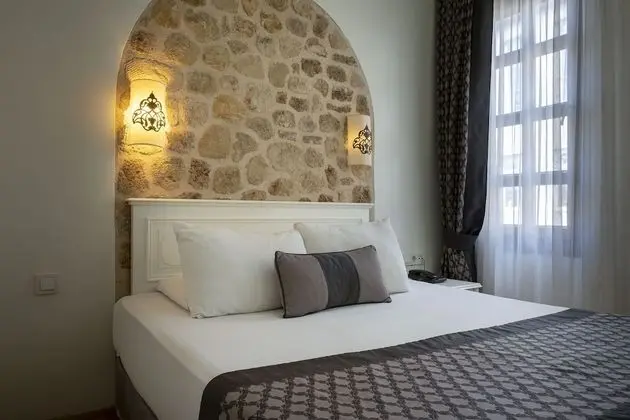 Standard Oda, Sigara İçilmez, Şehir Manzaralı