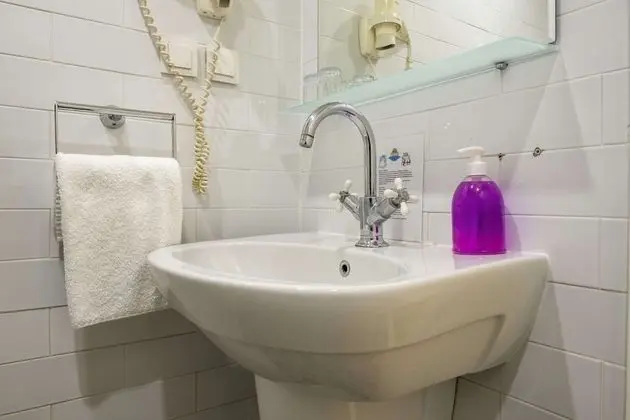 Standard Oda, Sigara İçilmez, Şehir Manzaralı