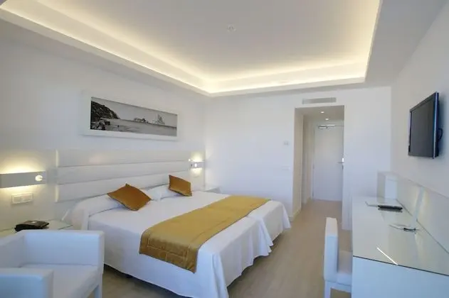 Tek Büyük Yataklı Oda, Balkon