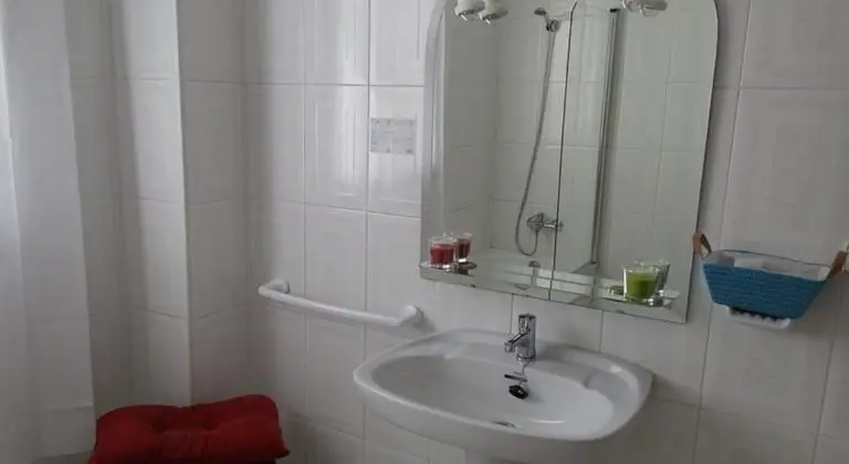 Junior Tek Büyük veya İki Ayrı Yataklı Oda, Dağ Manzaralı