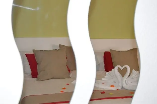 Standard Tek Büyük veya İki Ayrı Yataklı Oda, 1 Yatak Odası, Dağ Manzaralı (2 adults + 1 child)