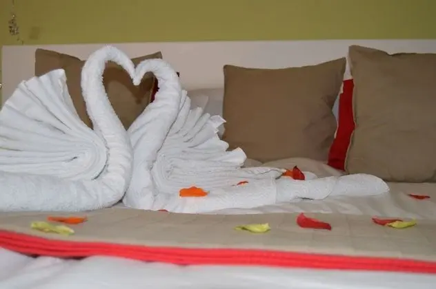 Standard Tek Büyük veya İki Ayrı Yataklı Oda, 1 Yatak Odası, Dağ Manzaralı (2 adults + 1 child)